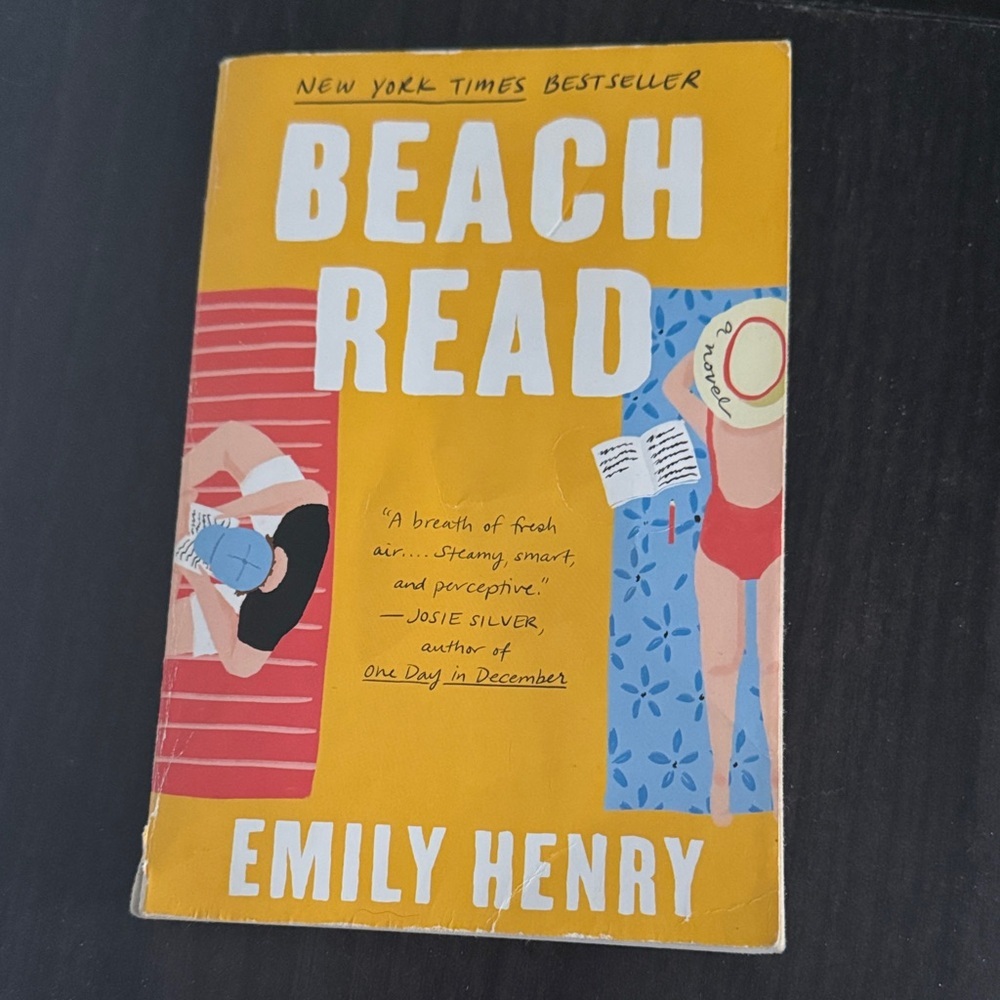 Beach Read by Emily Henry